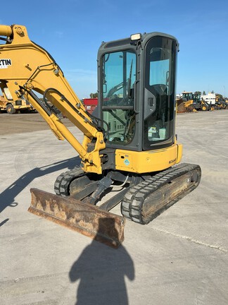 2017 Kobelco 35 SR