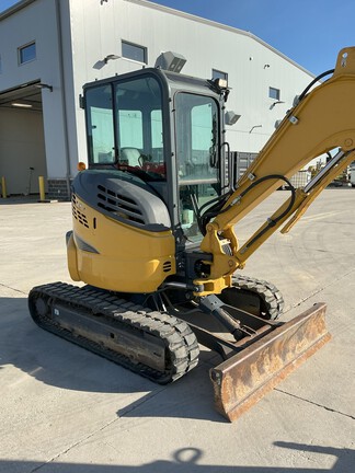 2017 Kobelco 35 SR