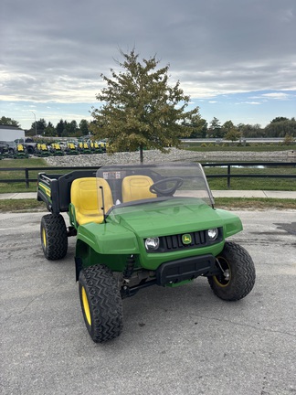 2021 John-Deere TX 4X2
