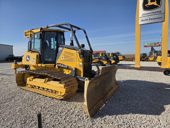2024 John Deere 700L