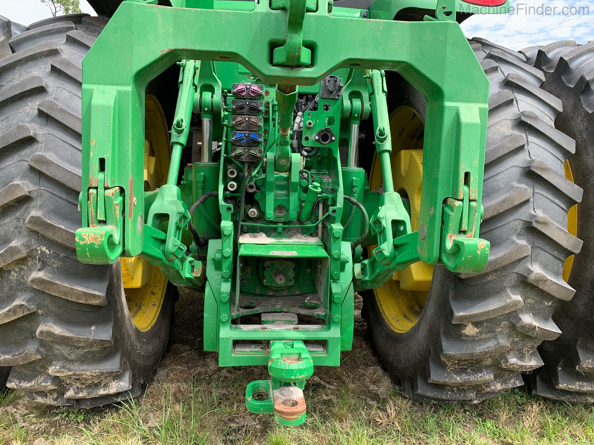 2015 John Deere 8370R Image 5