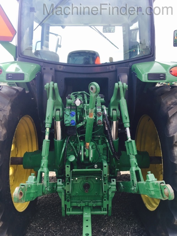 2015 John Deere 6150R Image 4