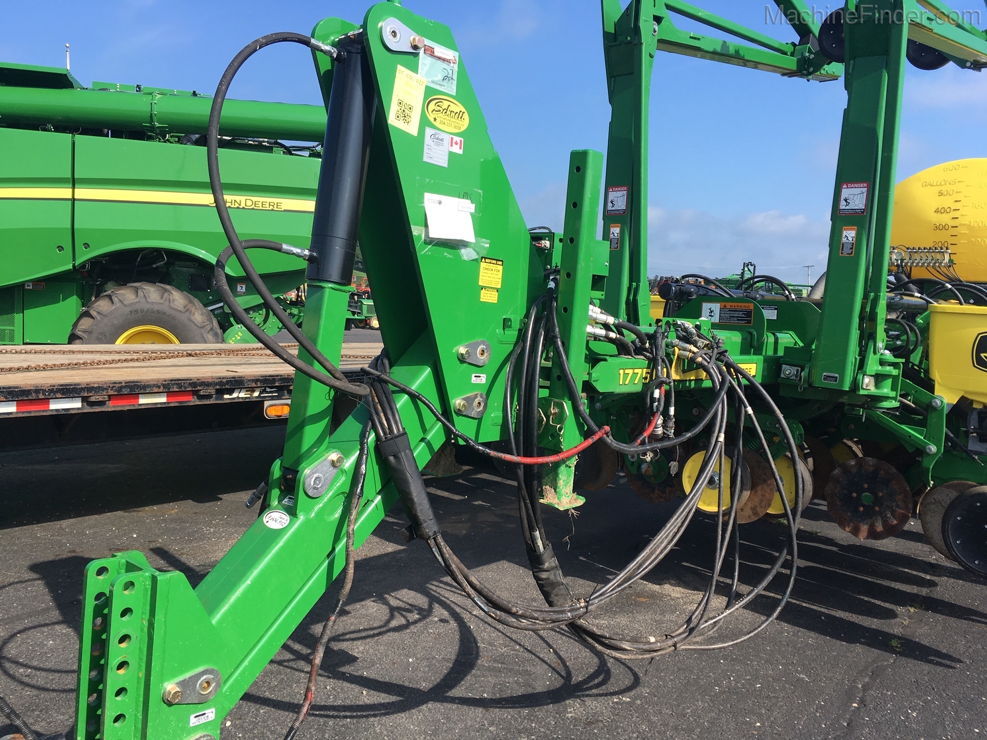 2016 John Deere 1775NT Image 3