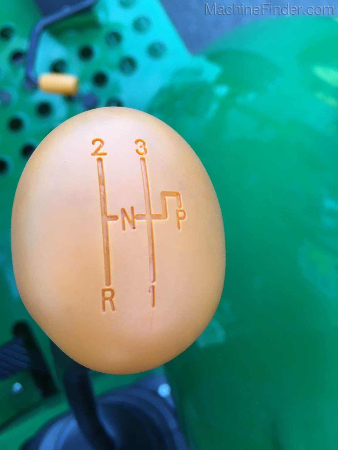 2020 John Deere 5065E Image 14