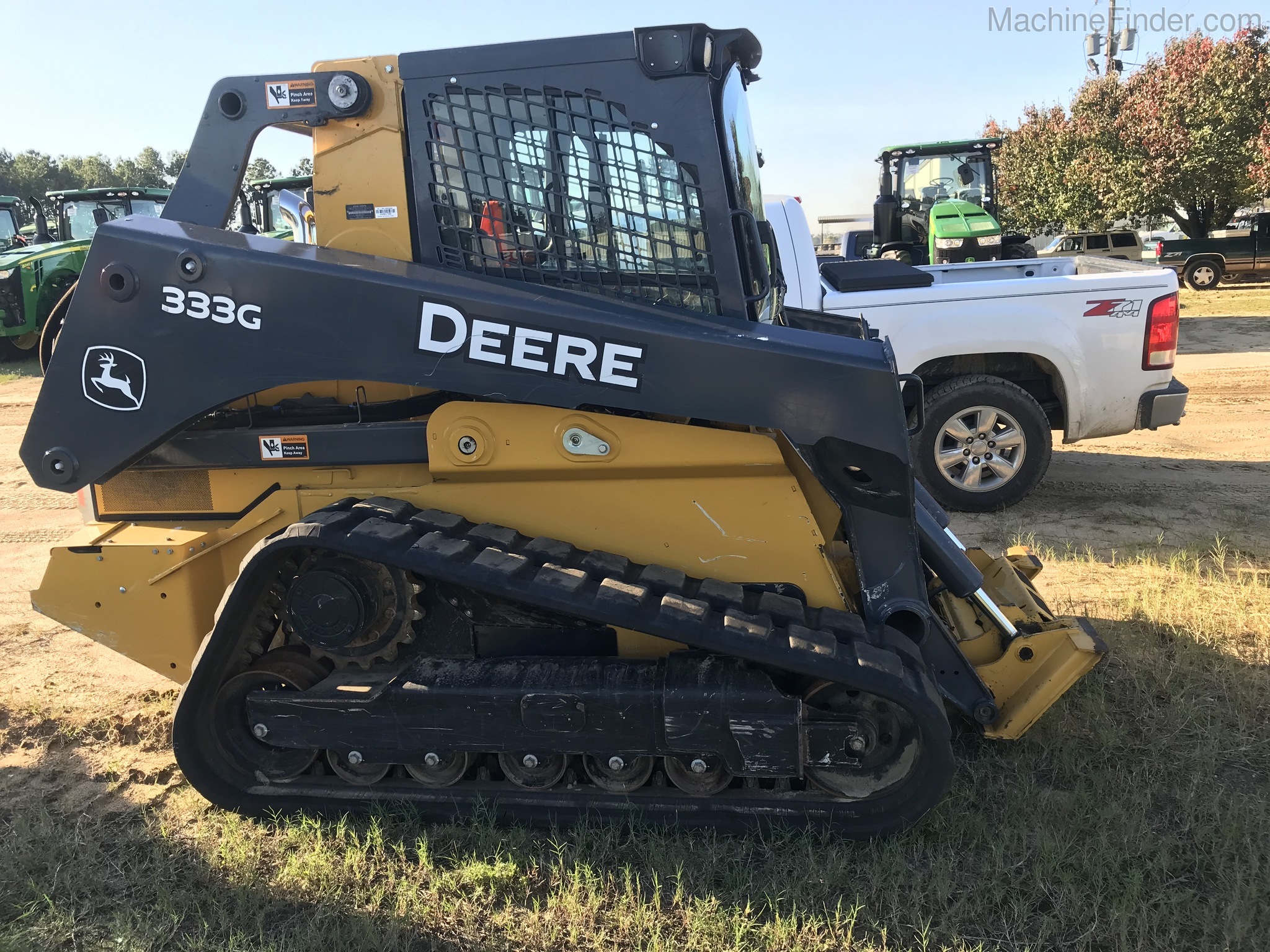 2018 John Deere 333G Image 1