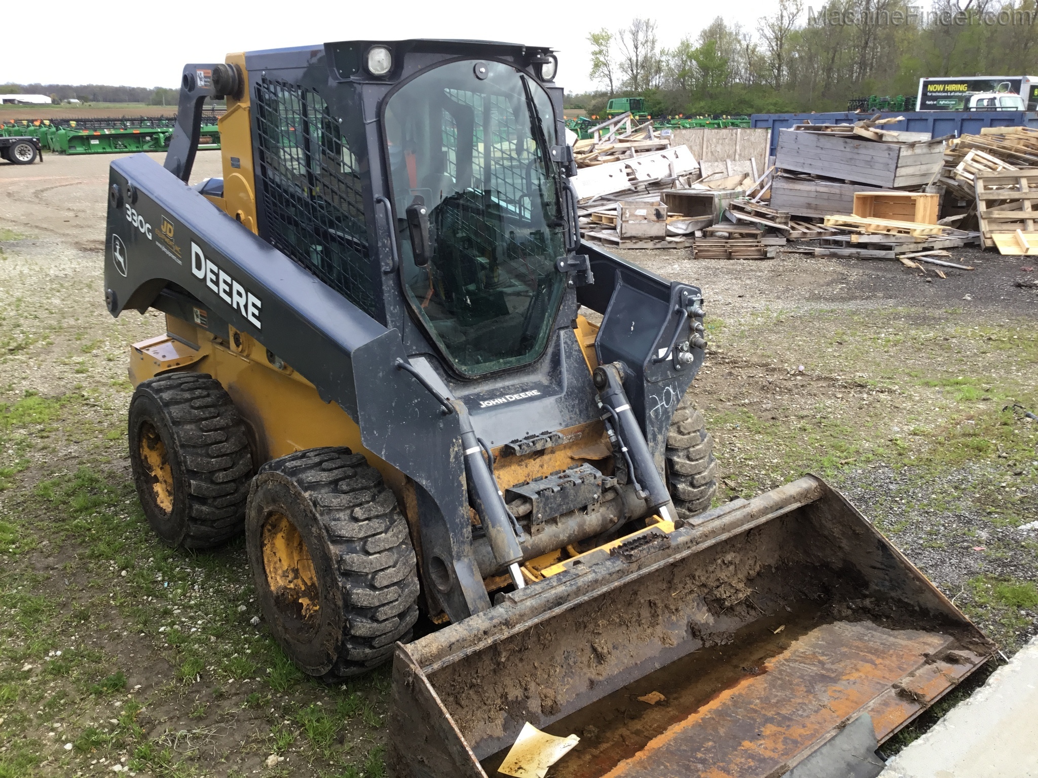 2017 John Deere 330G Image 2