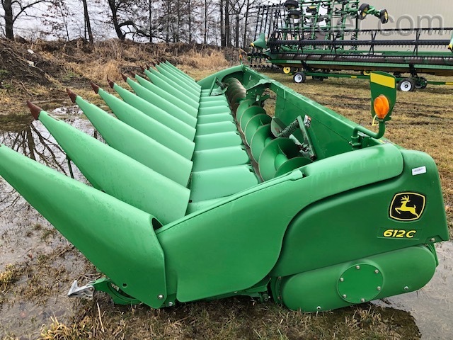 2011 John Deere 612C Image 1
