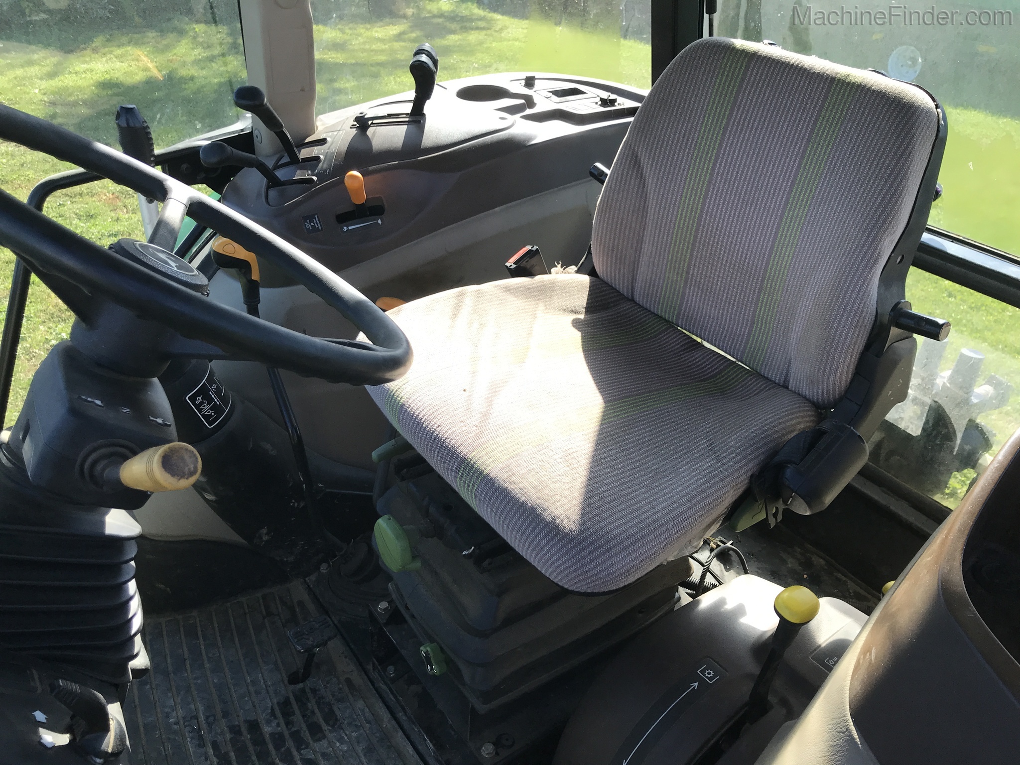 2006 John Deere 5425 Image 10