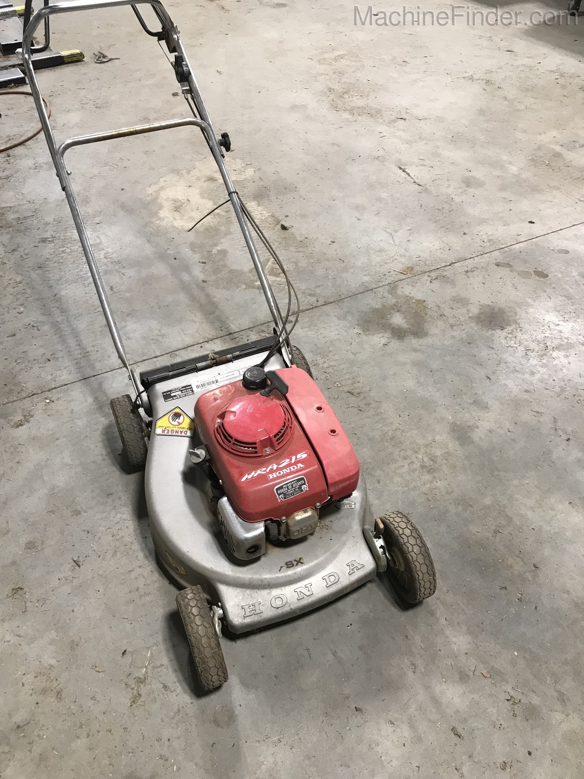 2000 Honda HRA215 Image 1