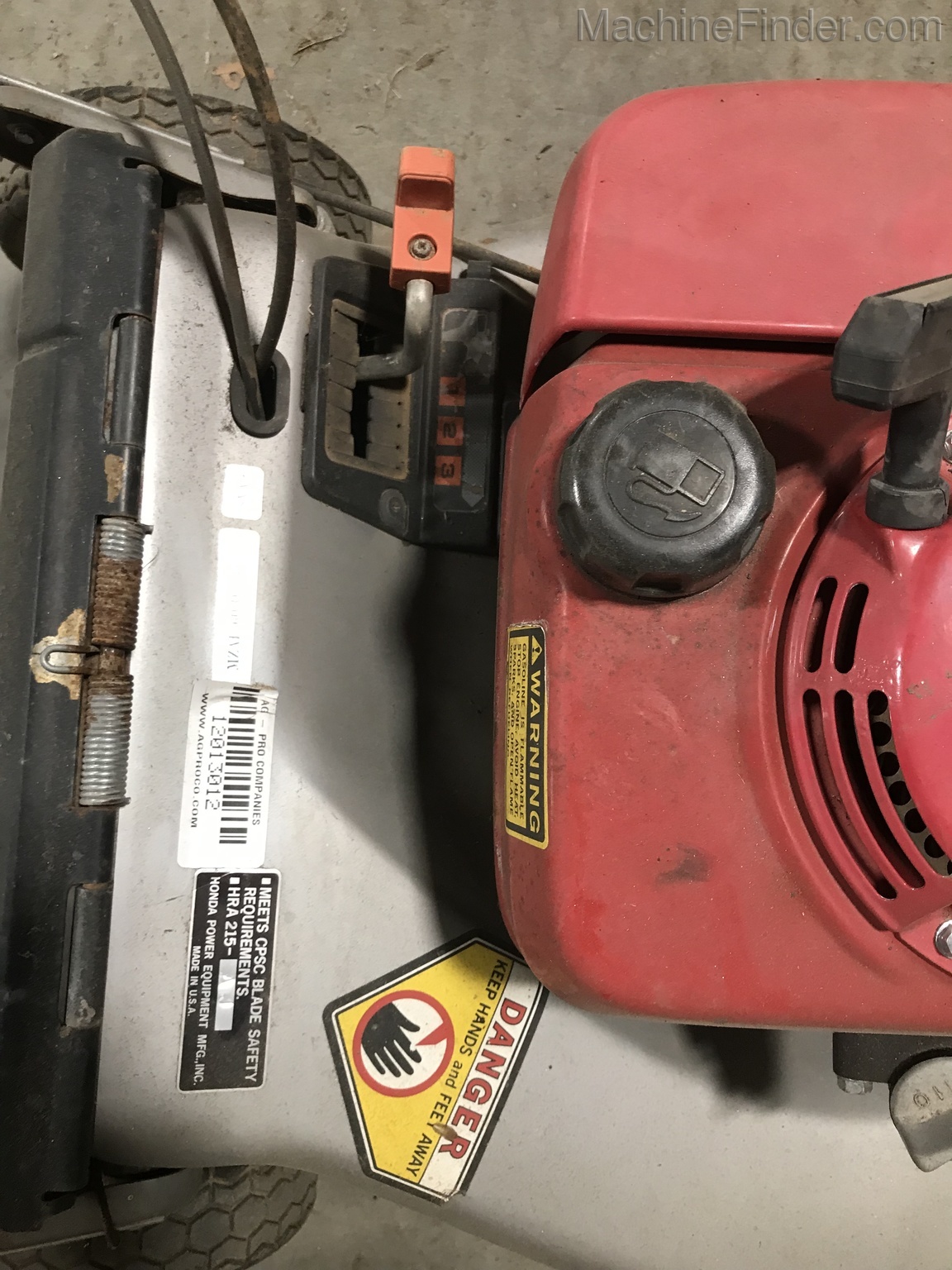 2000 Honda HRA215 Image 4