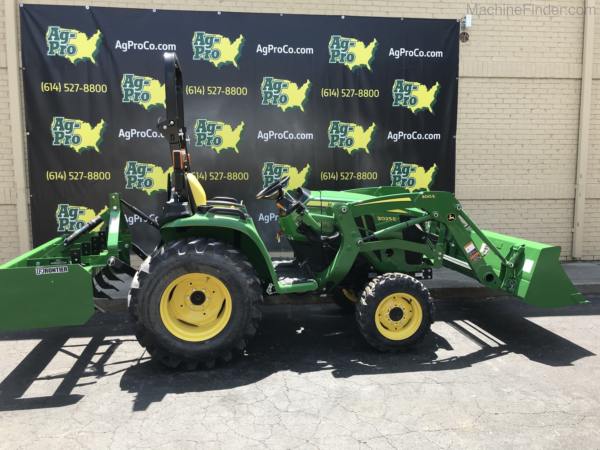 2020 John Deere 3025e Image 7