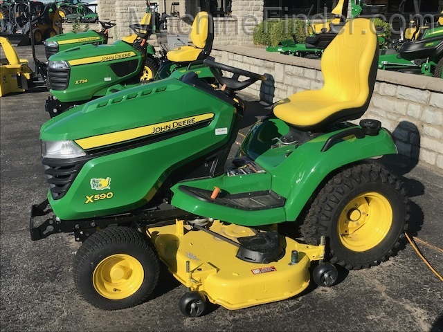 2018 John Deere X590 Image 2