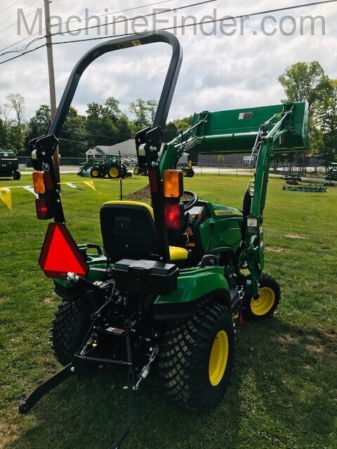2020 John Deere 1023E Image 6