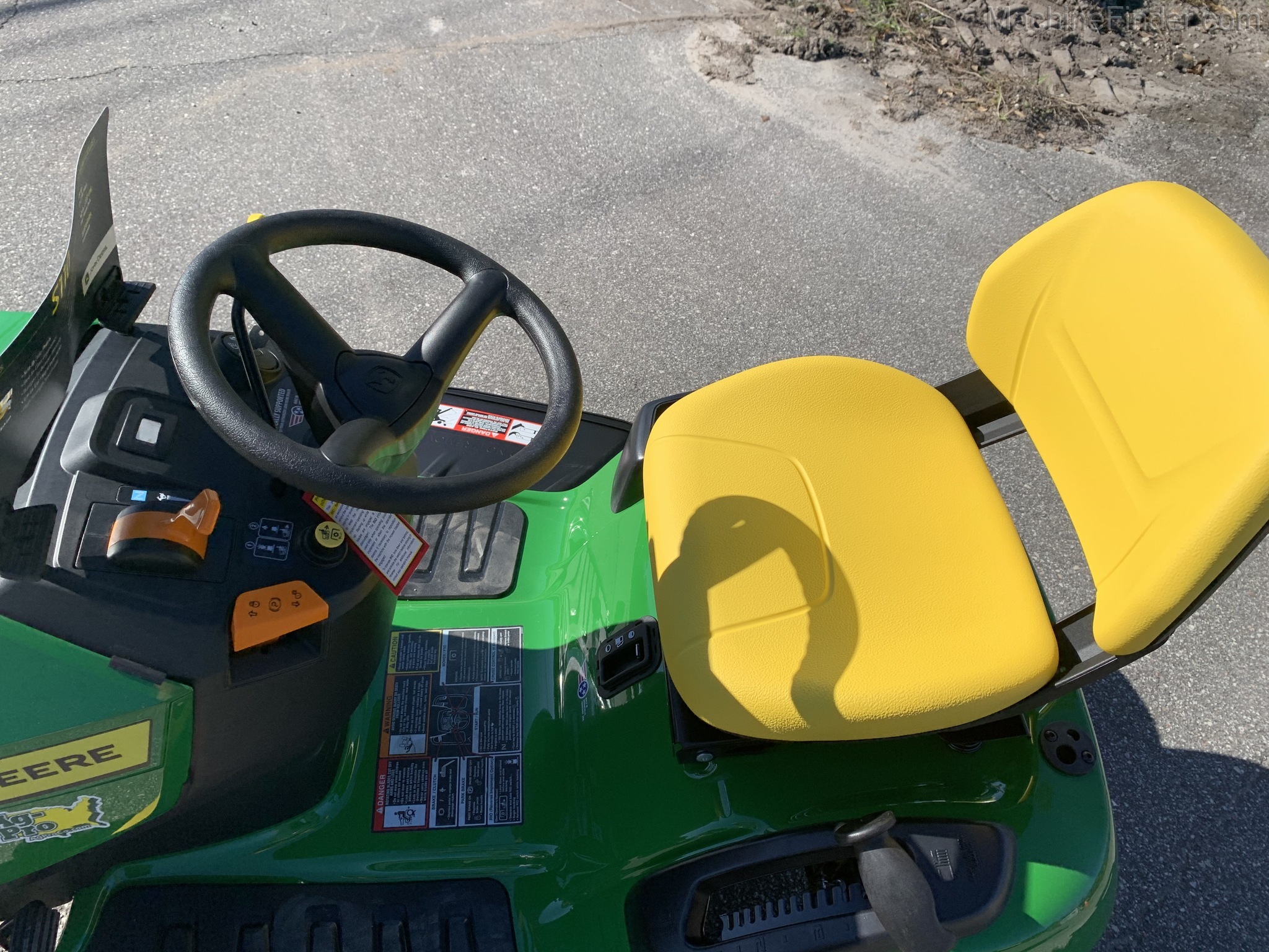 2020 John Deere S110 Image 9