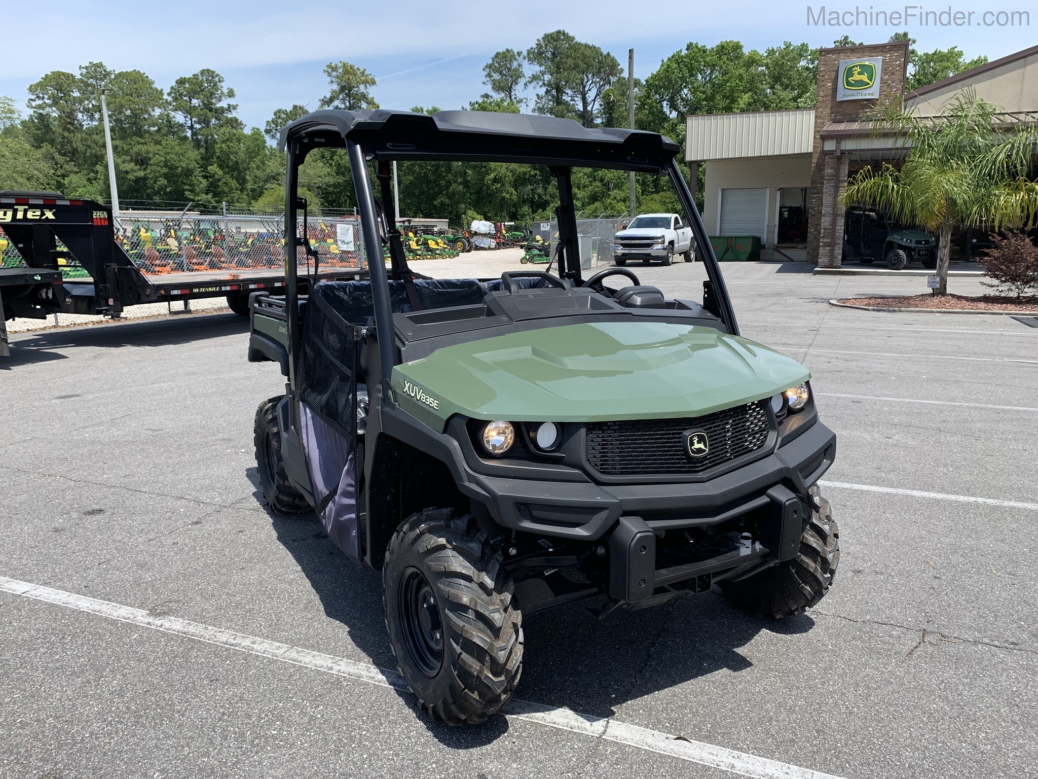 2021 John Deere 835E Image 5