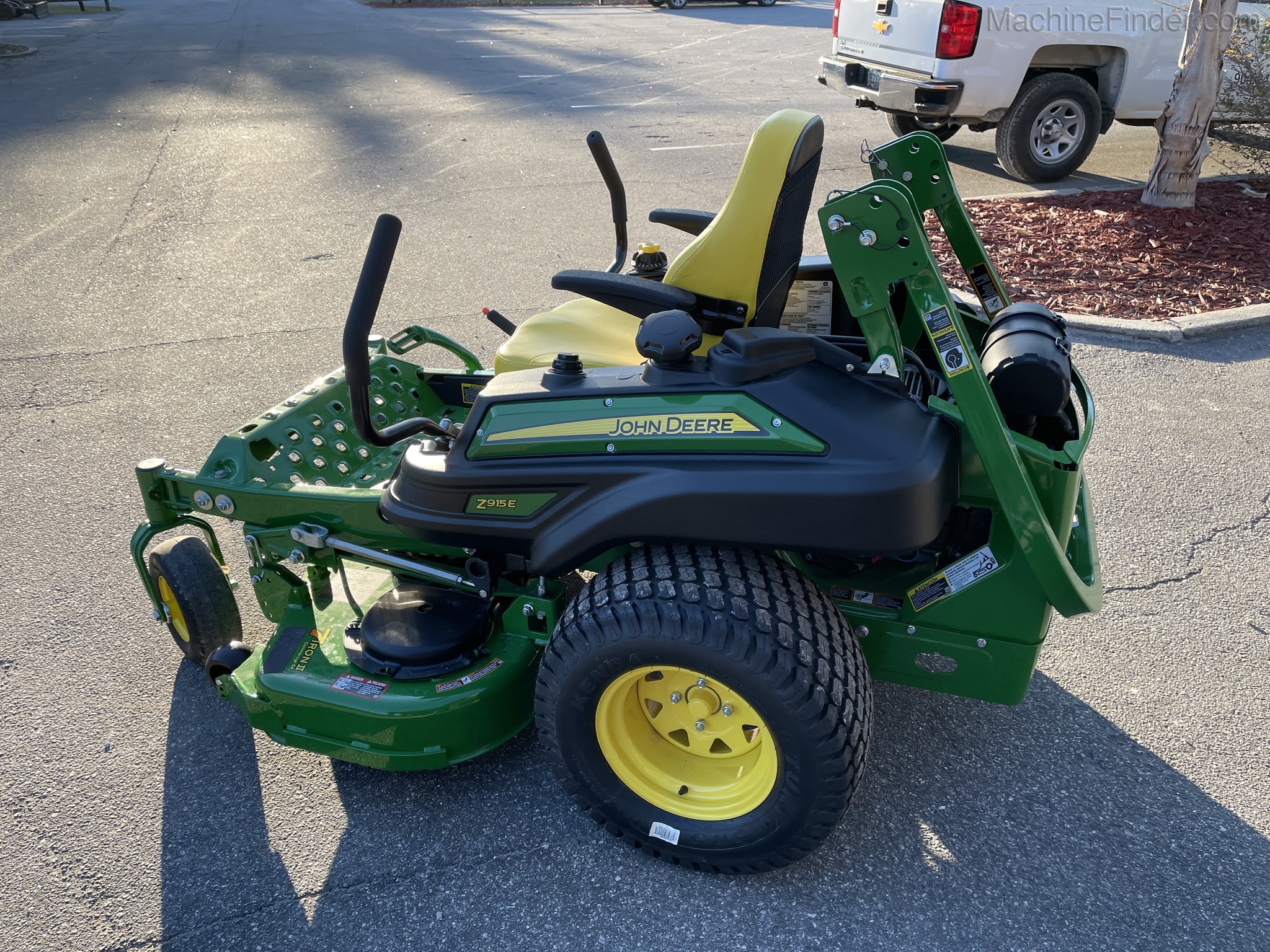 2020 John Deere Z915E Image 7