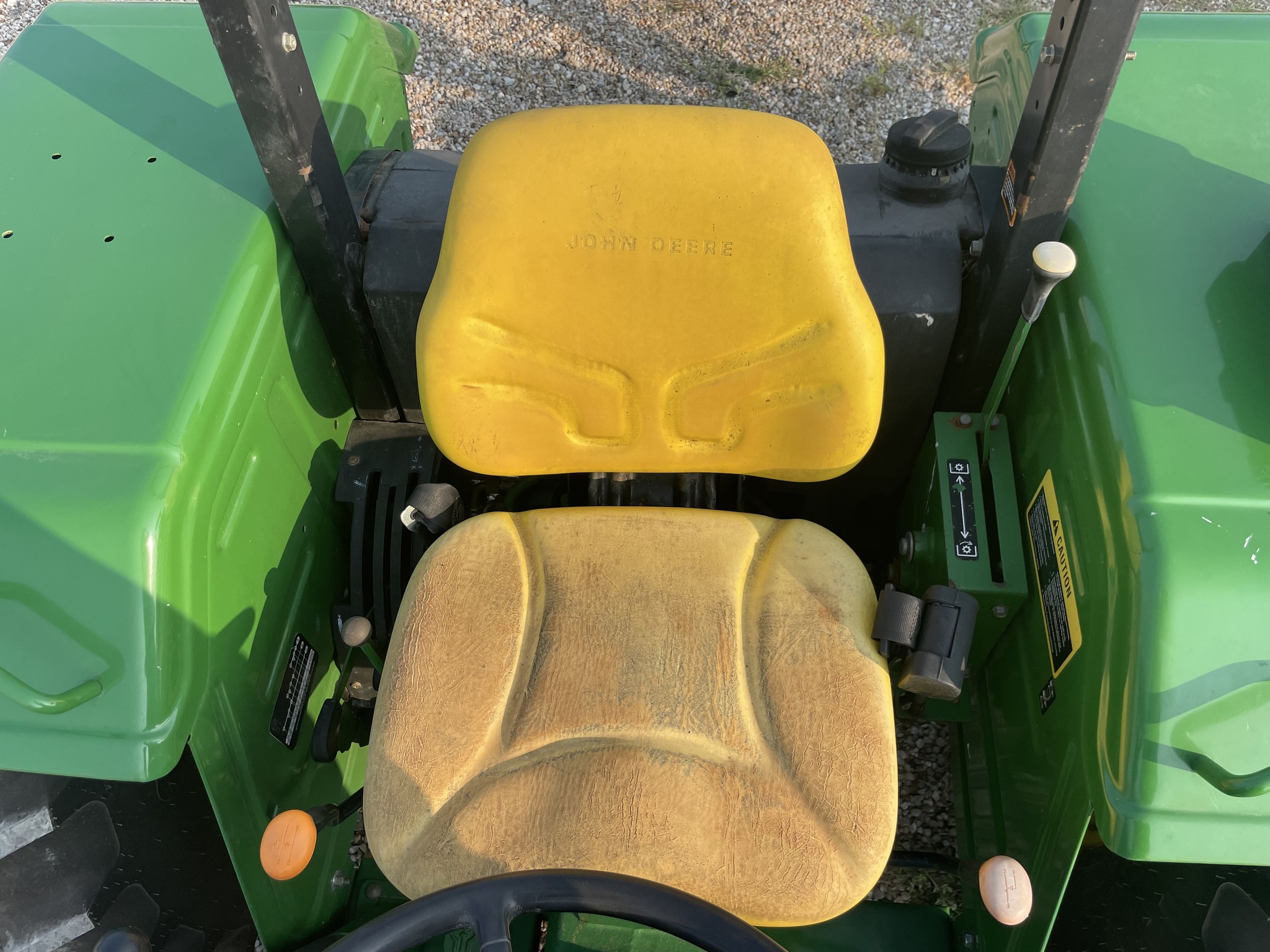 2011 John Deere 5055E Image 8