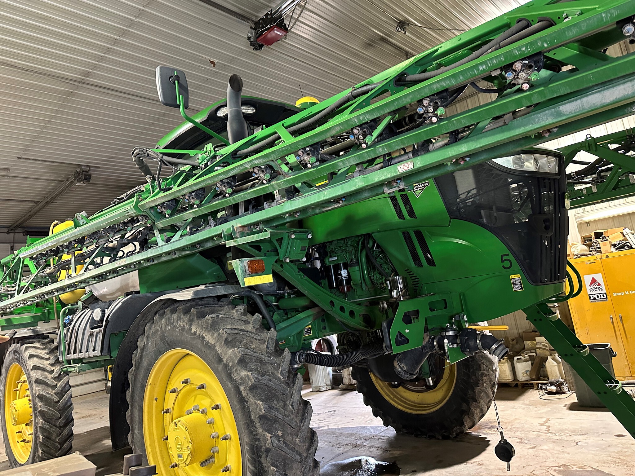 2020 John Deere R4045 SelfPropelled Sprayers Arapahoe, NE