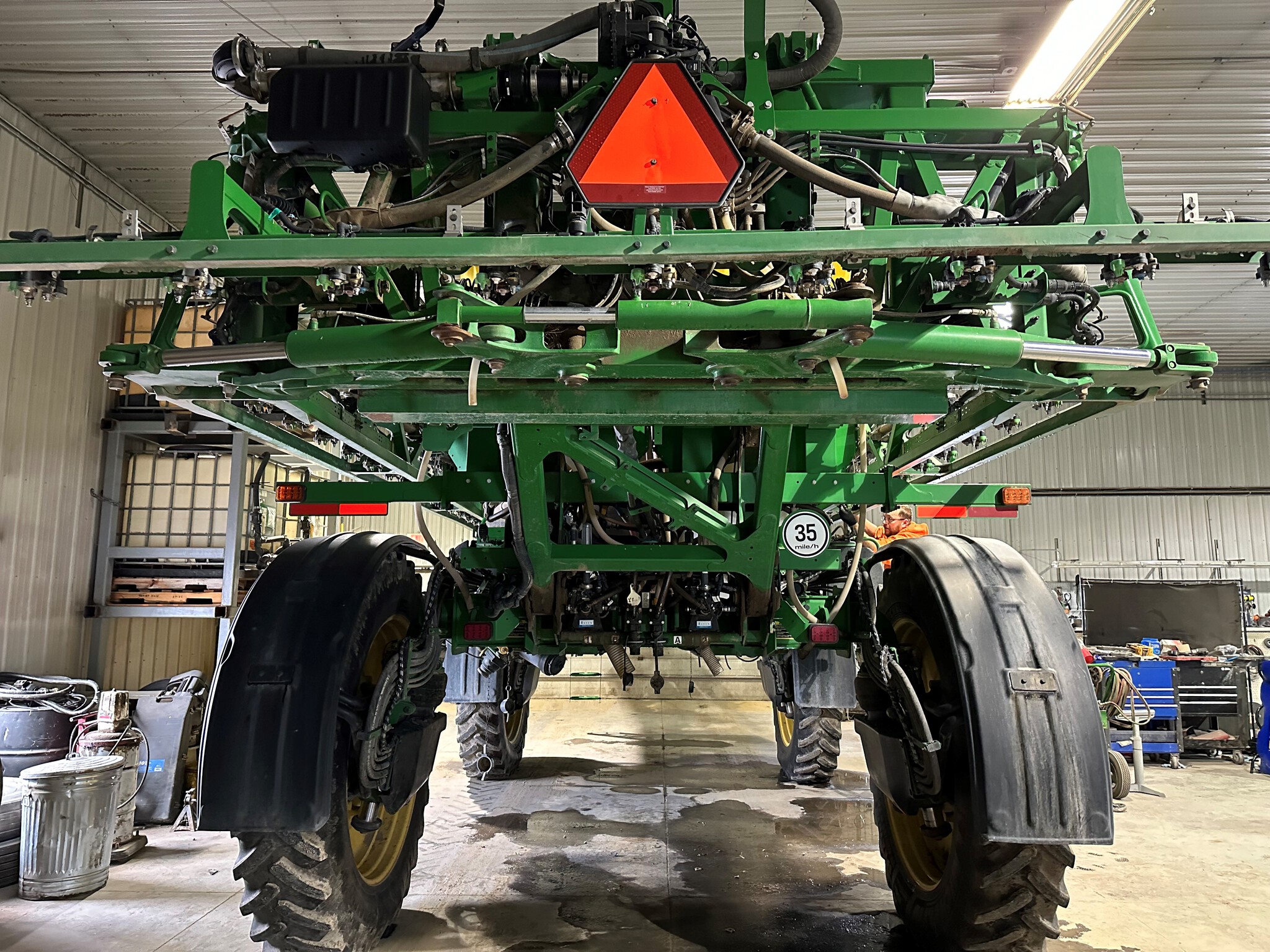 2020 John Deere R4045 SelfPropelled Sprayers Arapahoe, NE