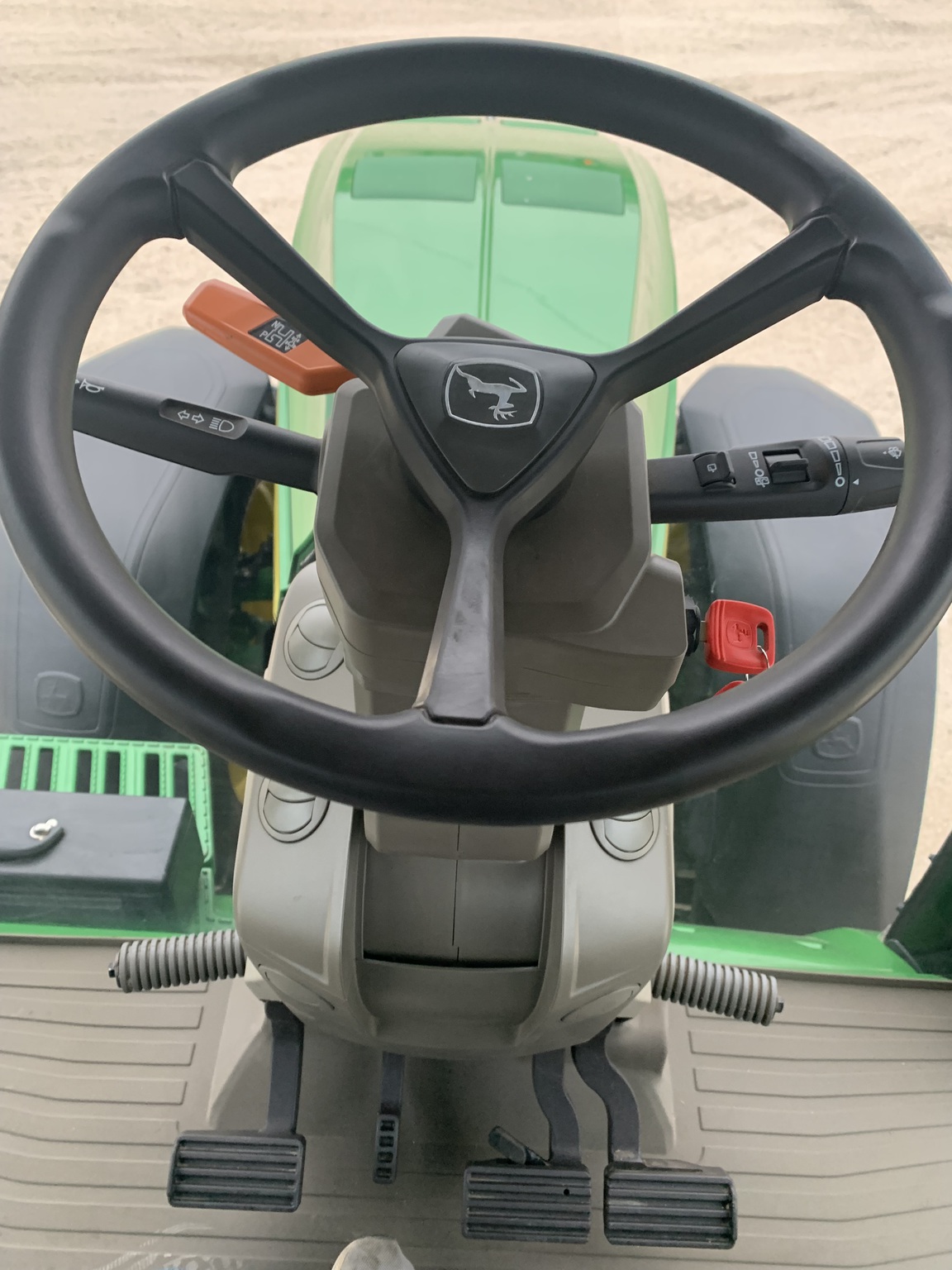 2023 John Deere 8R 280 Row Crop Tractors Oelwein, IA