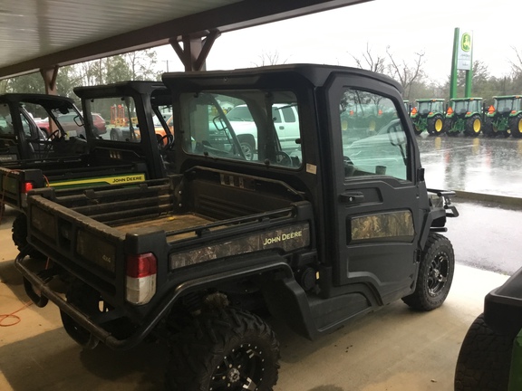 2021 John Deere 835R Photo 3