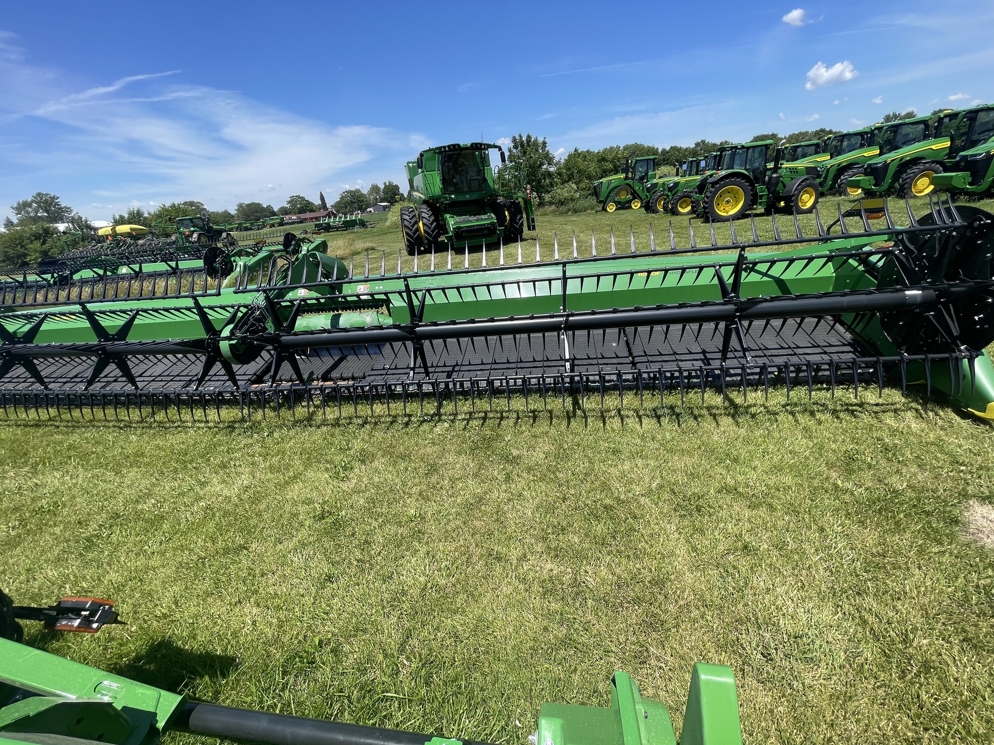  2023 John Deere RD40F at Heritage Tractor in Brimfield, IL