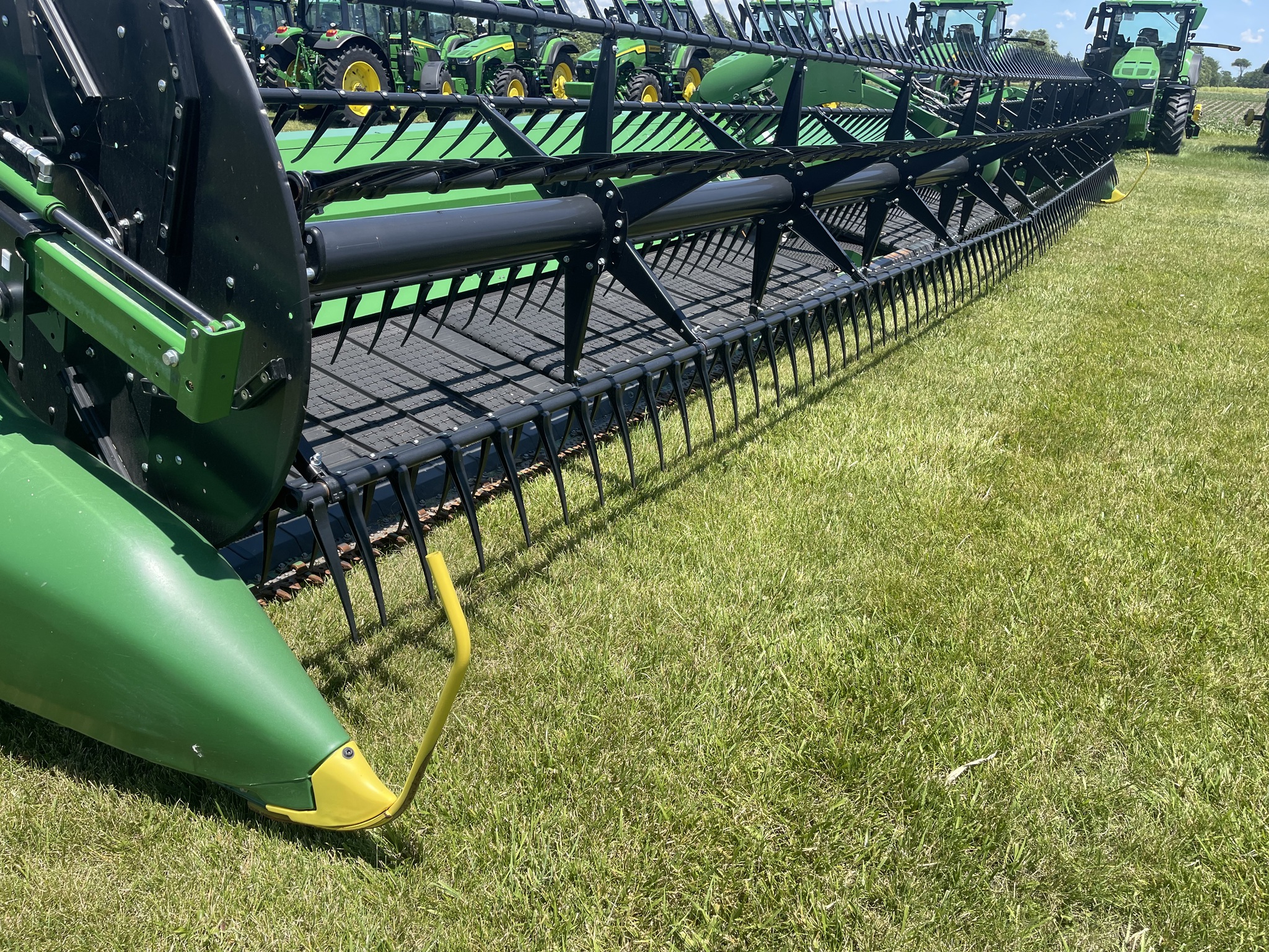  2023 John Deere RD40F at Heritage Tractor in Brimfield, IL