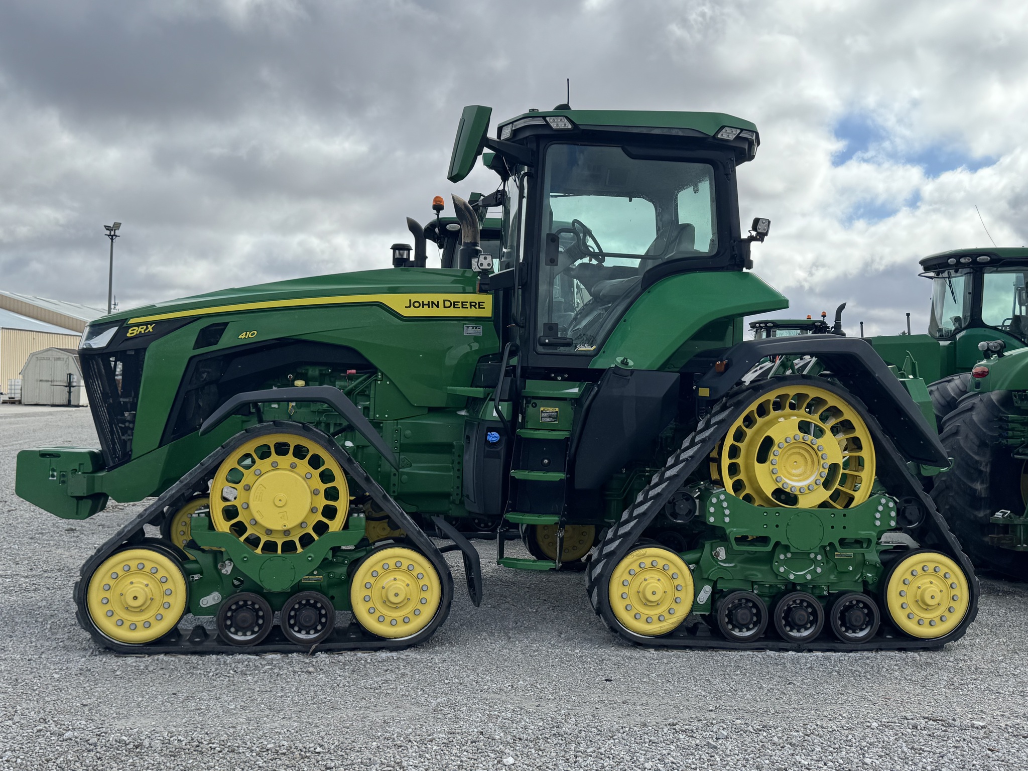 2020 John Deere 8RX 410 Image 3