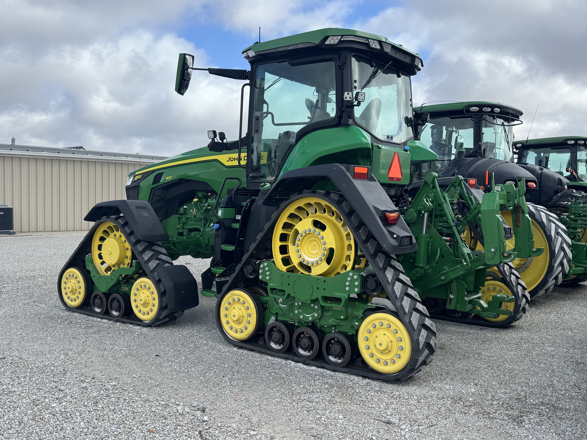 2020 John Deere 8RX 410 Image 4