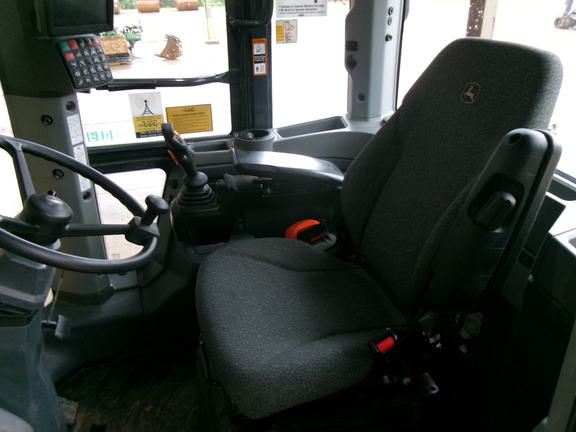 2023 John Deere 544P