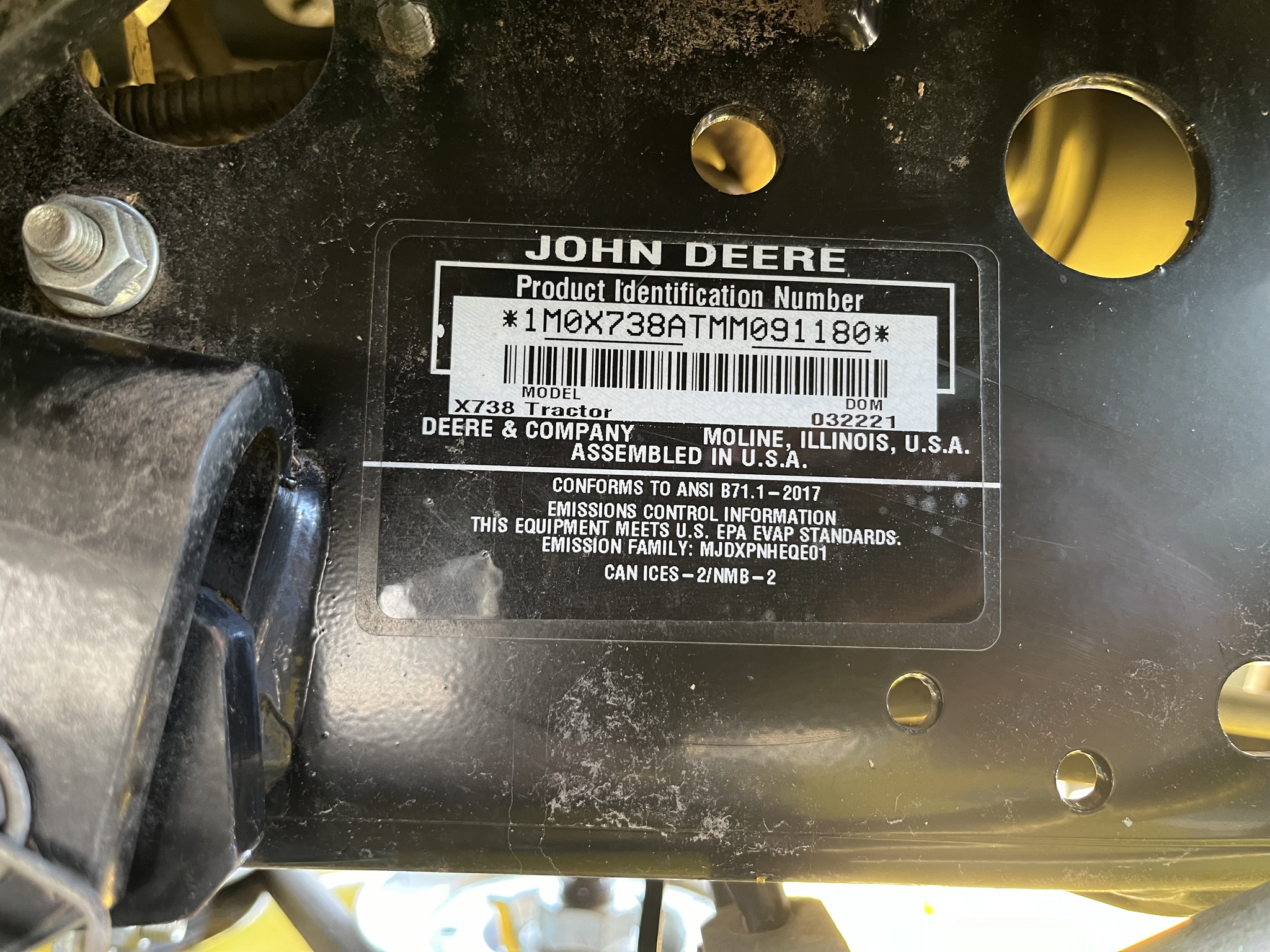 2021 John Deere X738 Lawn & Garden Tractors Hiawatha