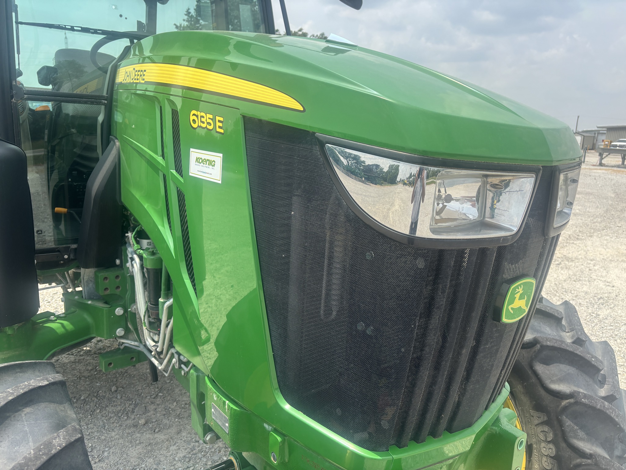 Used 2020 John Deere 6135E Utility Tractors at Koenig Equipment in Urbana, OH - PhotoXL9