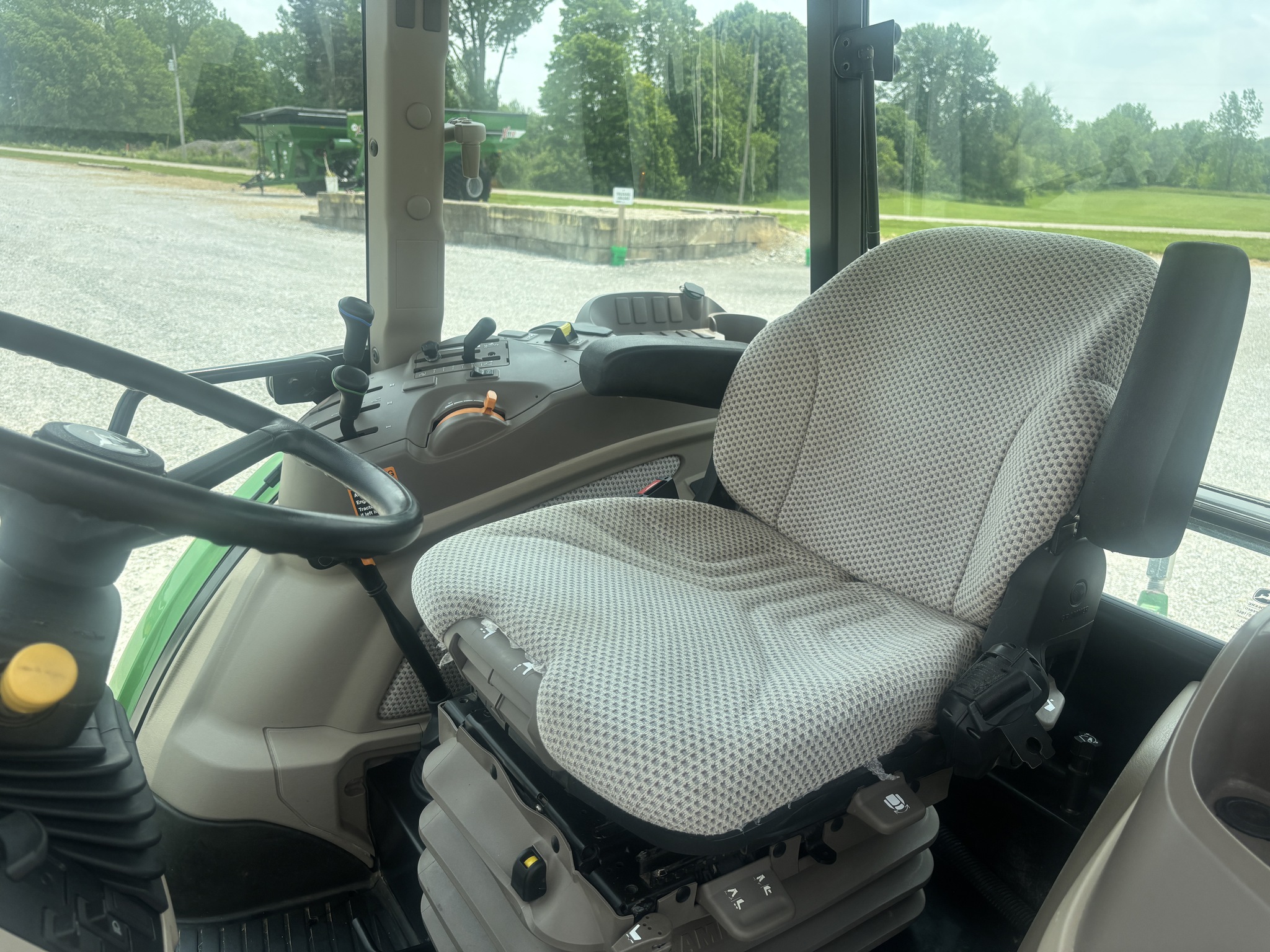 Used 2020 John Deere 6135E Utility Tractors at Koenig Equipment in Urbana, OH - PhotoXL26