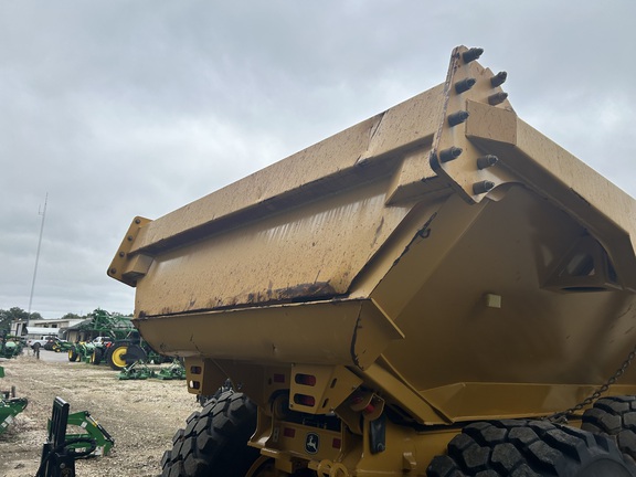 2023 John Deere 260 P Photo 4