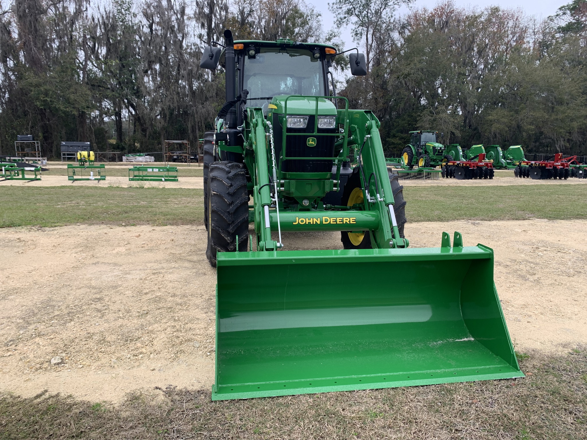 2024 John Deere 6120E Image 10