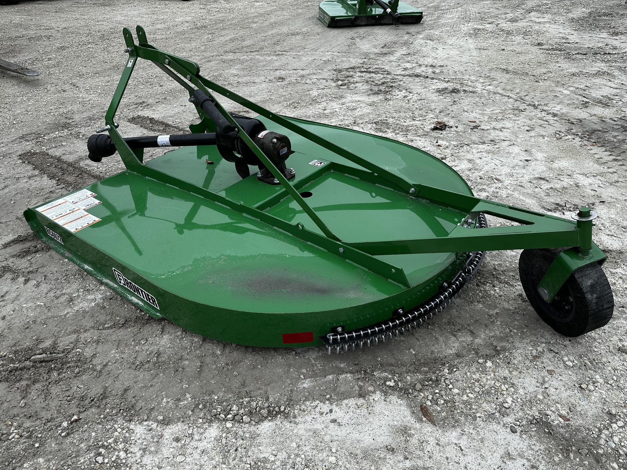 2023 Frontier RC4072 Image 3