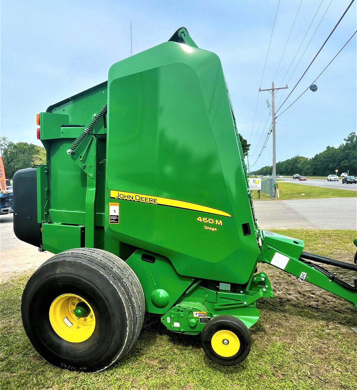 2025 John Deere 461M Image 3