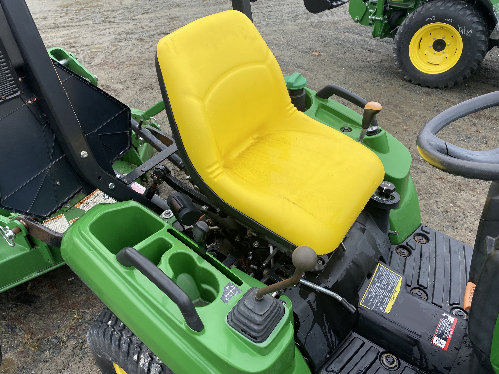 2018 John Deere 1023E Image 3