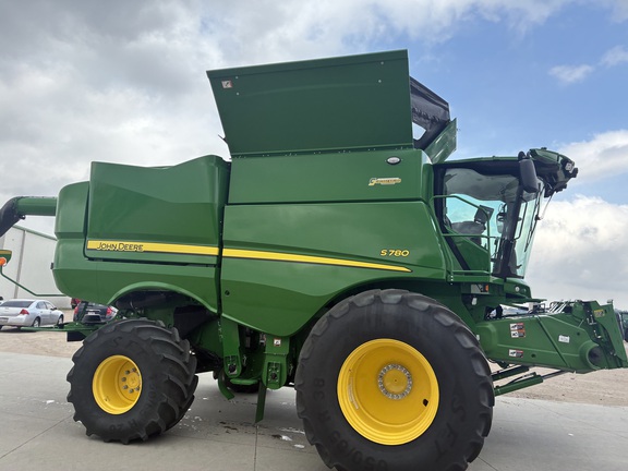 2024 John Deere S780 (4th thumbnail)