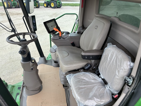 2024 John Deere S780 (14th thumbnail)