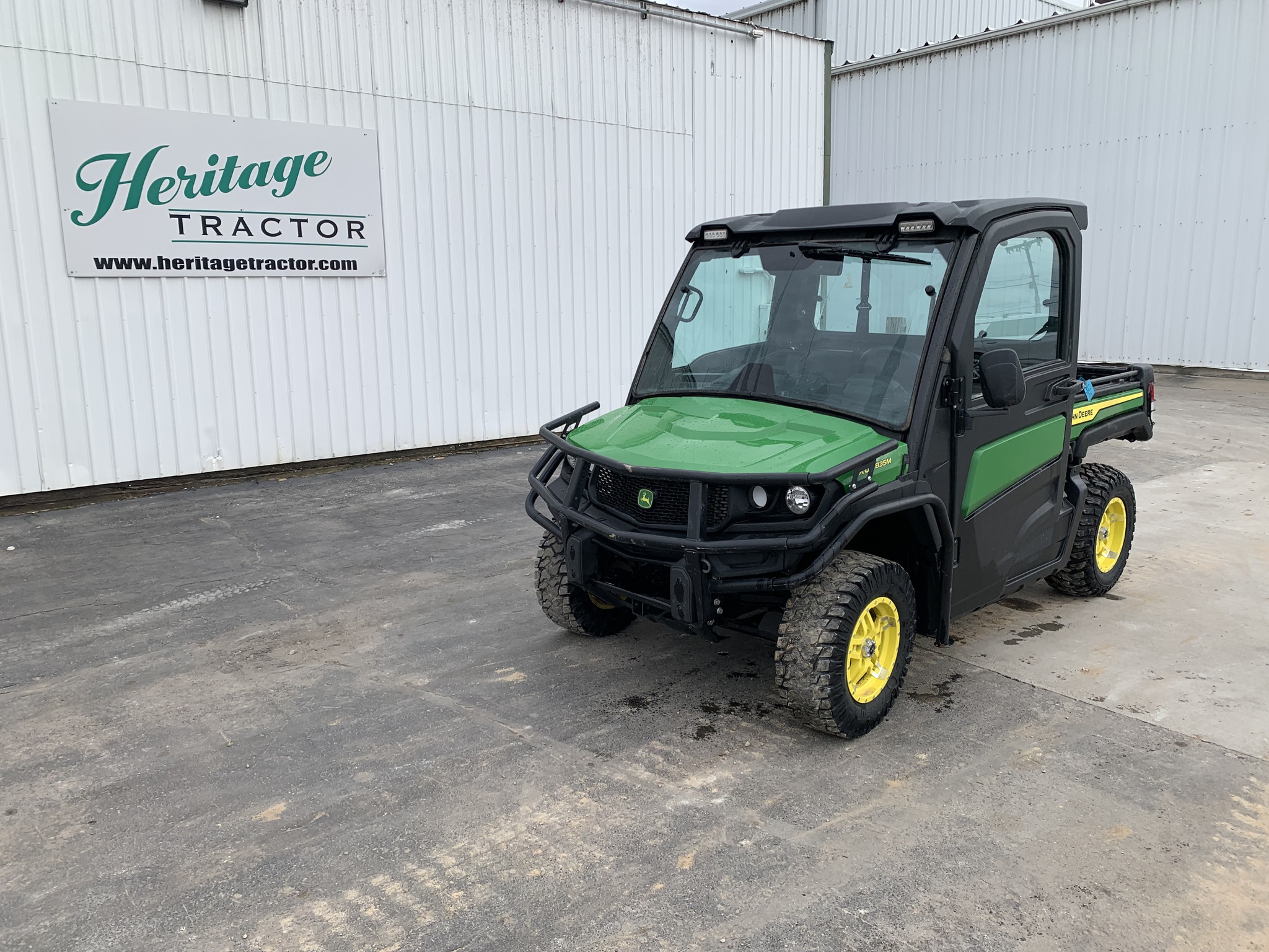  2024 John Deere XUV 835M at Heritage Tractor in Lamar, MO