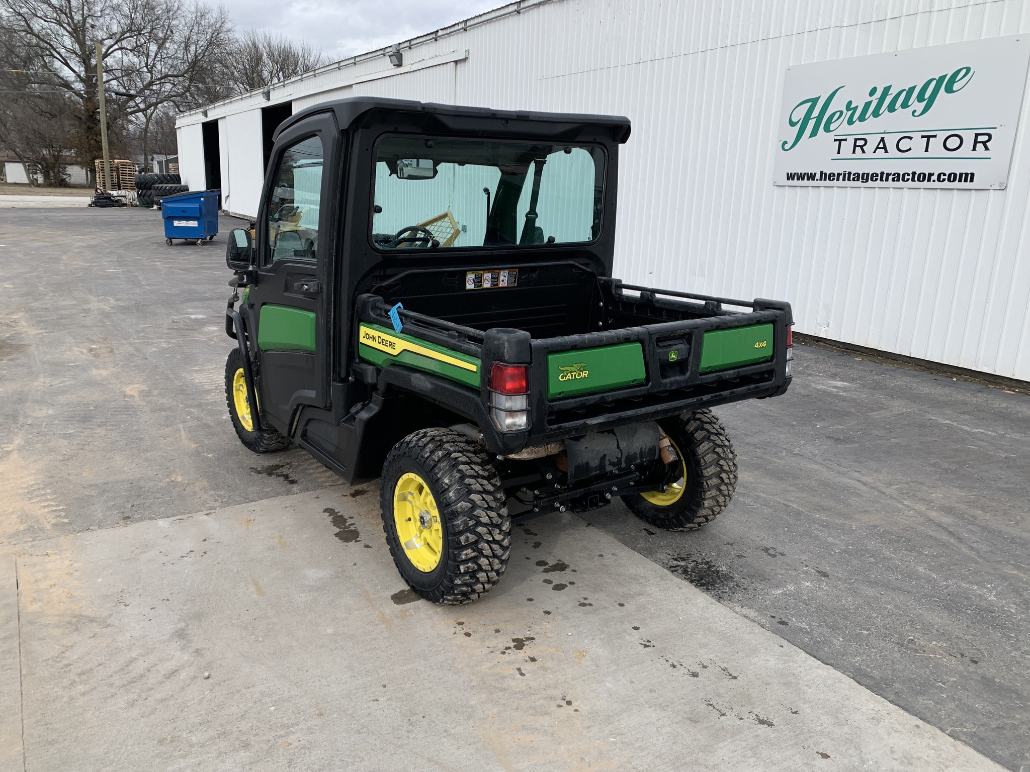  2024 John Deere XUV 835M at Heritage Tractor in Lamar, MO
