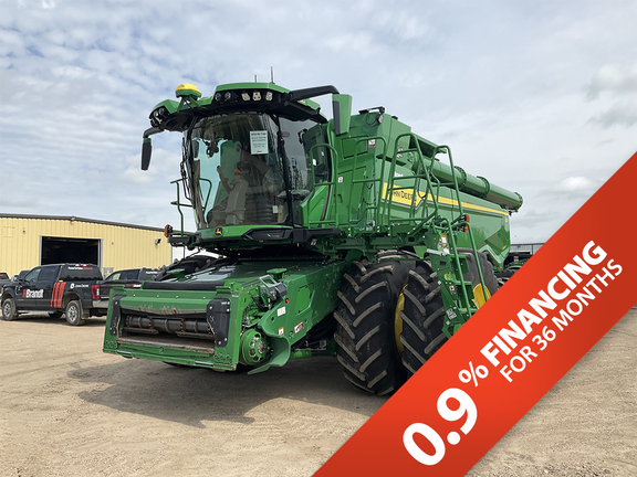 Photo of a 2022 John Deere X9 1100