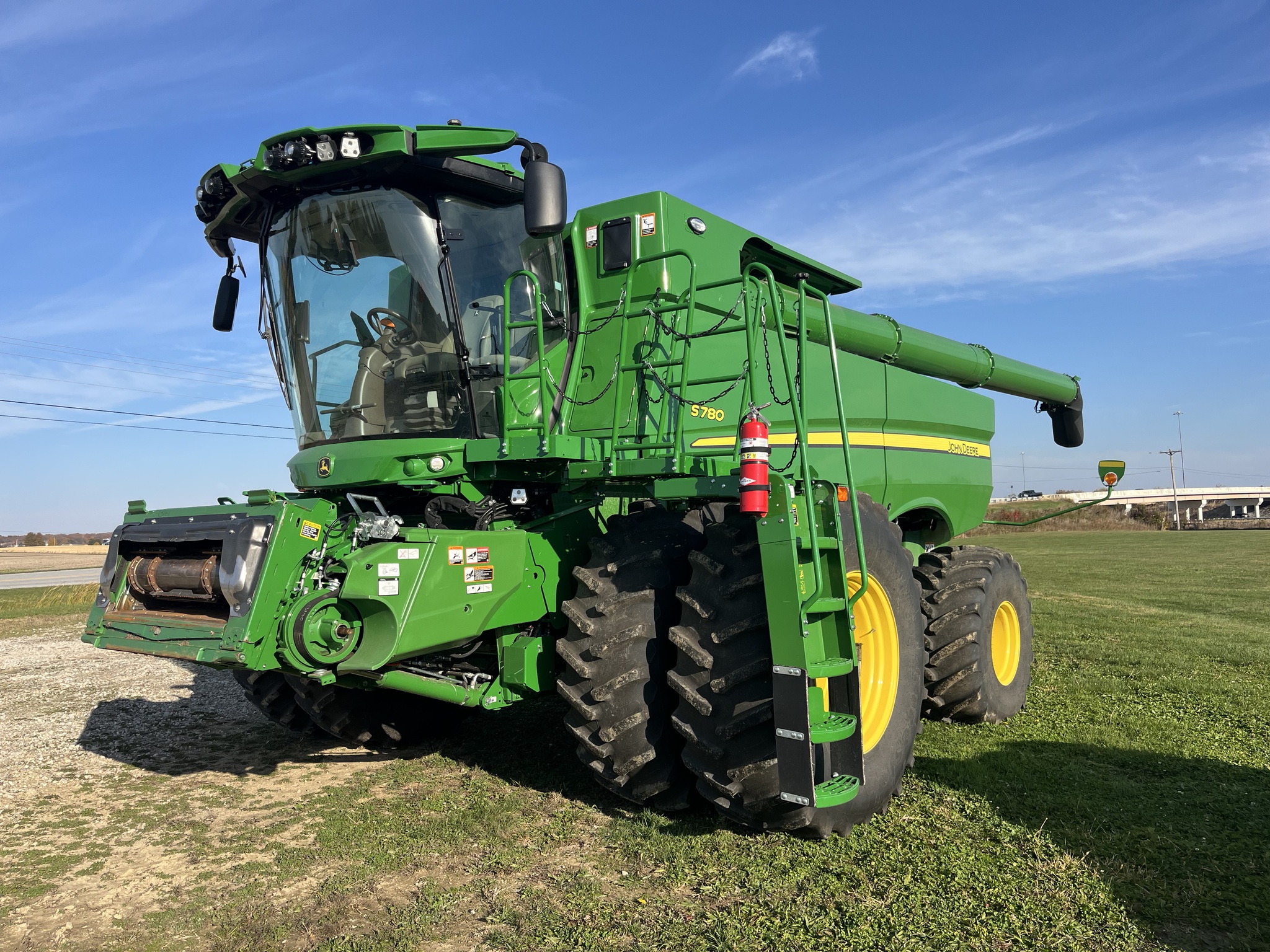 2024 John Deere S780 Image 2