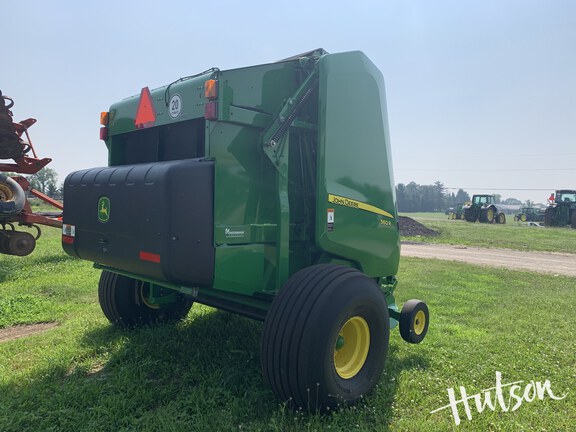 Photo of 2023 John Deere 560R