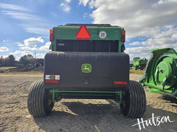 Photo of 2023 John Deere 560R