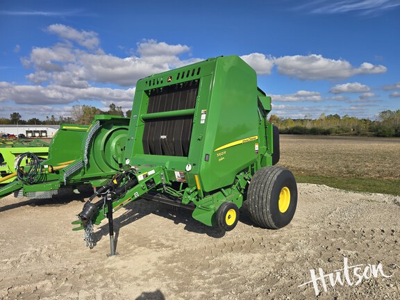 Photo of 2023 John Deere 560R