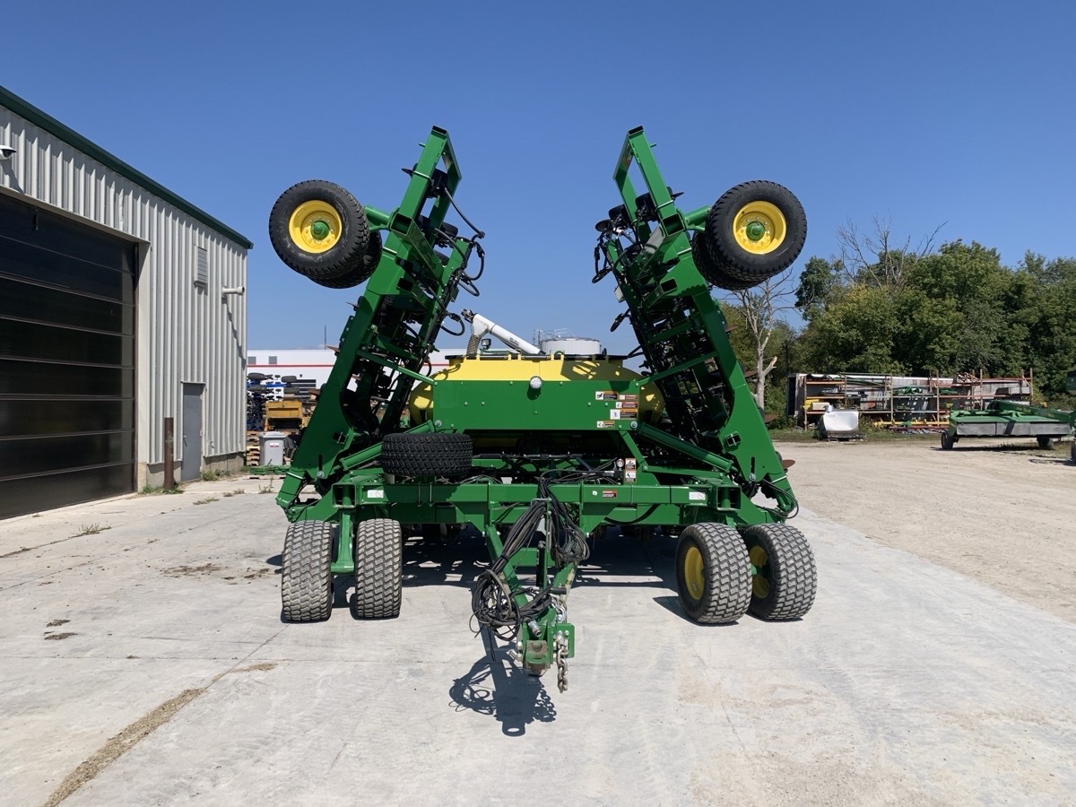 2018 John Deere 1990 Image 1