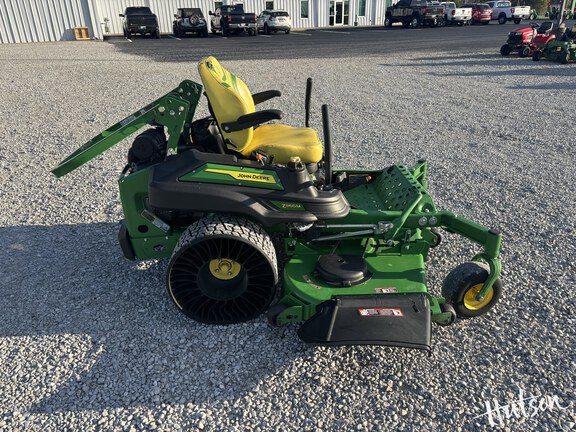 Photo of 2023 John Deere Z960M