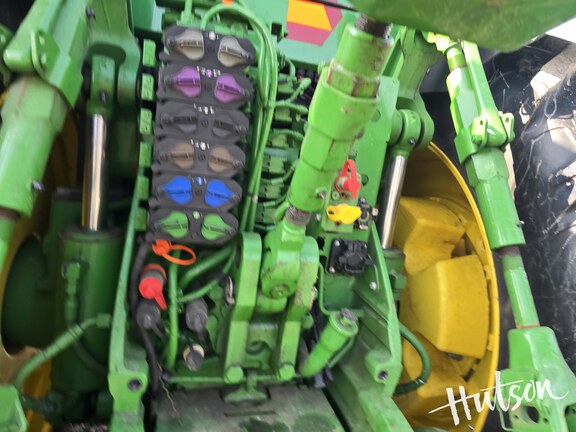 Photo of 2024 John Deere 8R 230